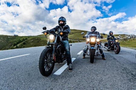 Quelle assurance moto choisir &agrave; Chauny pour rouler serein ?